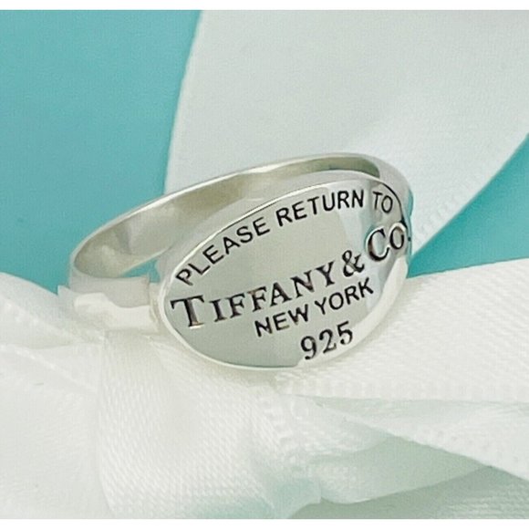Size 5 Please Return to Tiffany & Co Oval Signet Ring in Sterling Silver - Picture 1 of 6